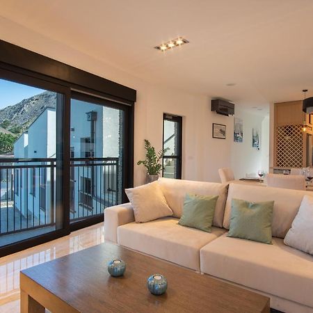Perla Nera Heated Pool & Sauna Stan Trigraci Exterior photo